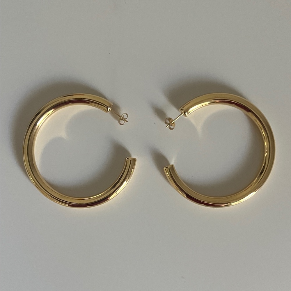 NWT Gold Hoop Earrings Chunky and Large - Picture 2 of 2